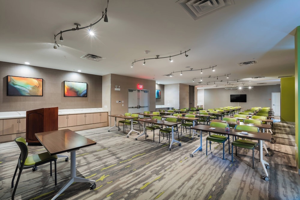 TownePlace Suites by Marriott Orlando at SeaWorld - photo 43