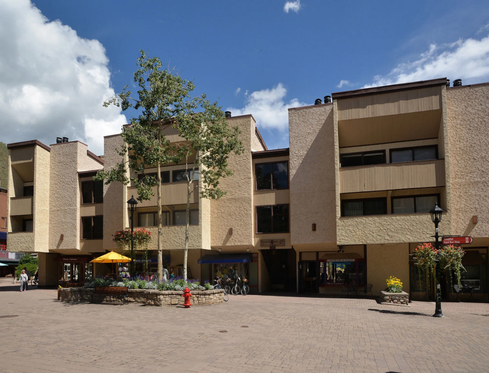 Lionshead Arcade #306 2 Br Condo — 4-Star Luxury Hotel in Vail, United States
