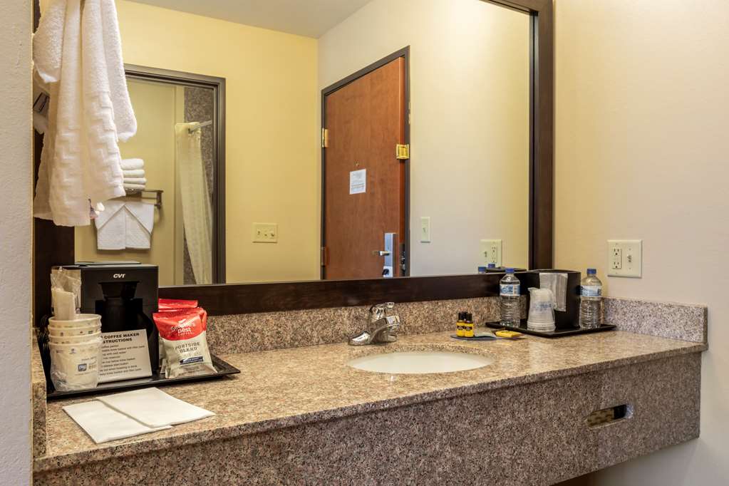 Best Western Plus Red River Inn - photo 19