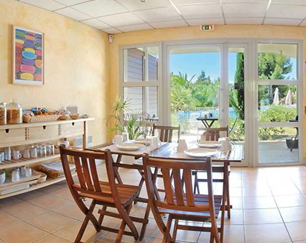 Appart hotel Victoria Garden La Ciotat in La Ciotat, France