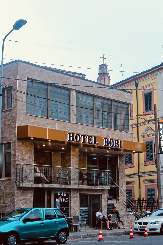 Bobi Hotel - carbon neutral hotel in Shkoder