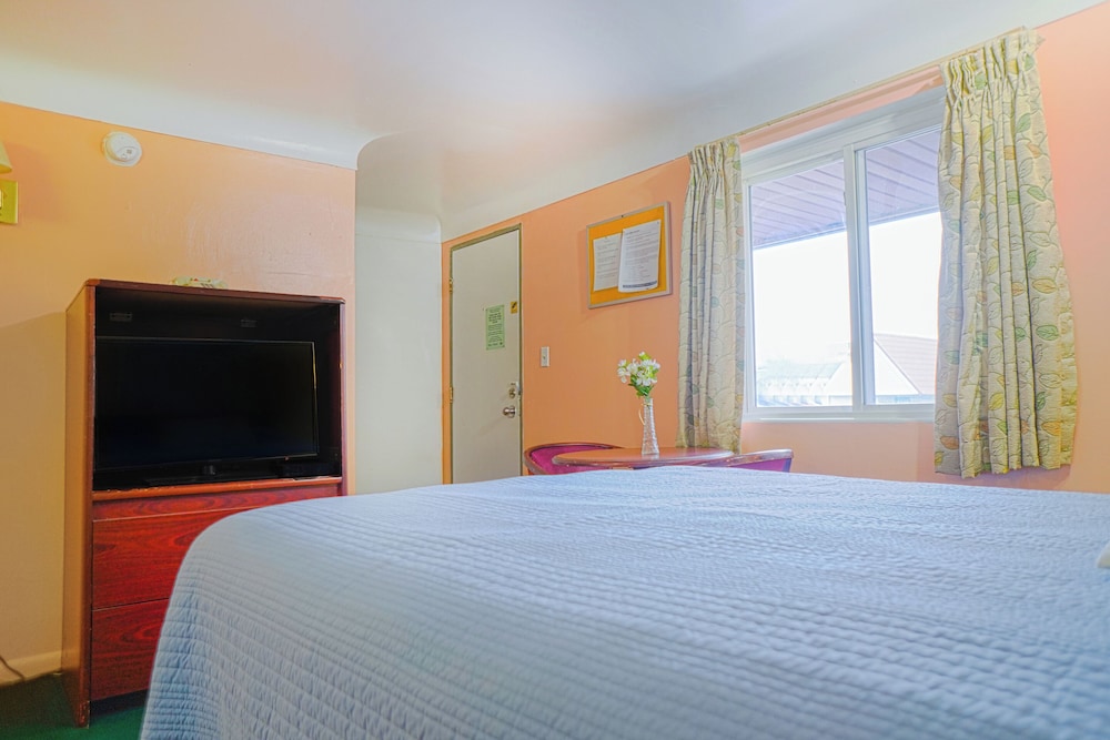 Bay Motel By Oyo Bay City - photo 8