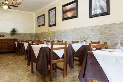 Locanda con cucina Il Tornado - last minute hotel in Sissa