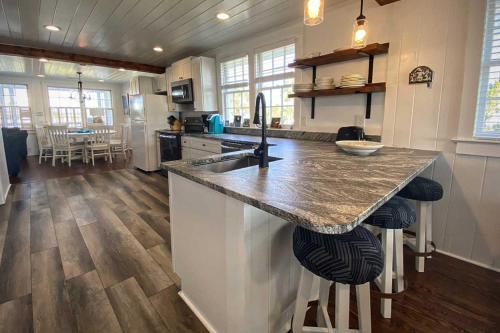 Carolina Breezy by Sea Scape Properties - photo 18