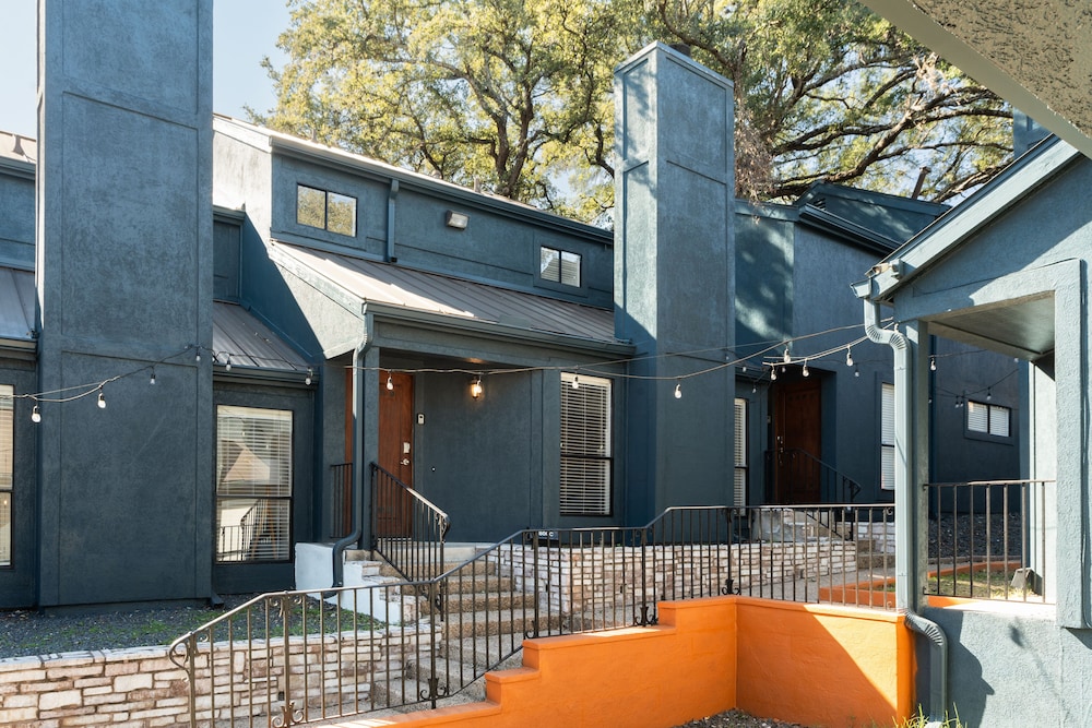 Sonder Bouldin Creek - photo 8