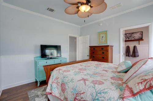 Fort Myers Home Near Sanibel Island Causeway — 4-Star Luxury Hotel in Fort Myers, United States
