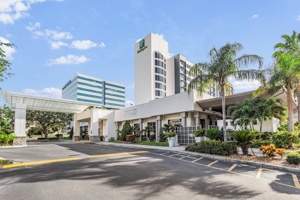 Holiday Inn Tampa Westshore Airport Area by IHG - carbon neutral hotel in Tampa