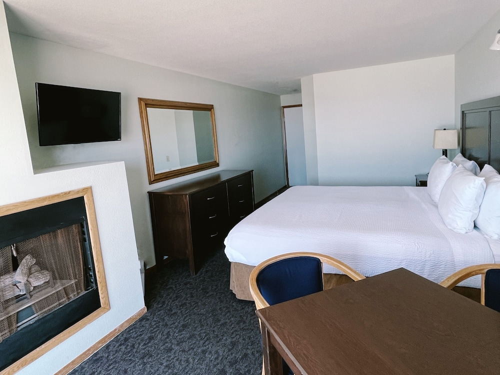 The Sandcastle Beachfront Hotel - photo 19