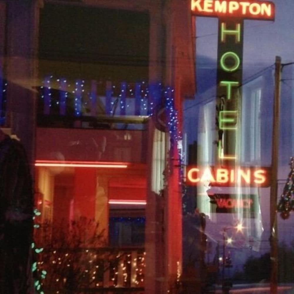 The Kempton Hotel - photo 17
