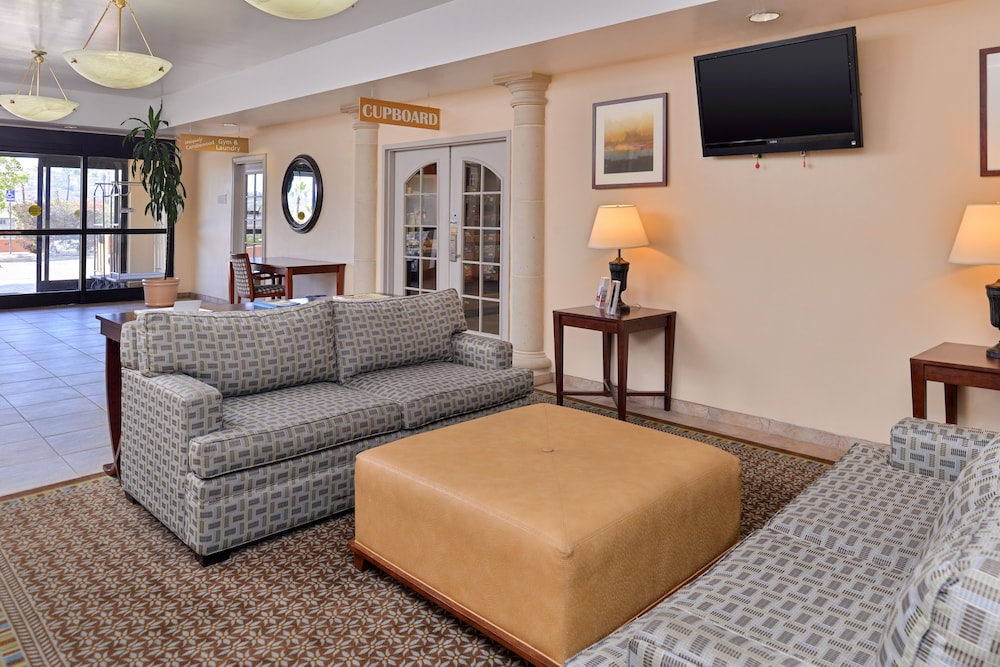 Candlewood Suites San Diego by IHG - photo 30