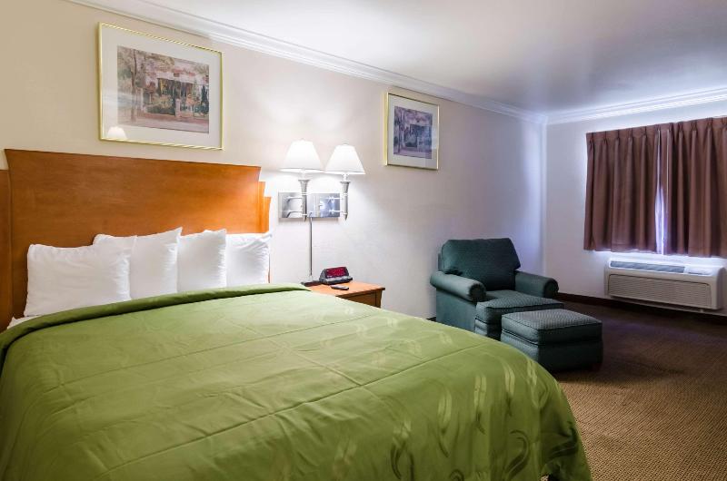 Quality Inn & Suites Salina West - photo 36