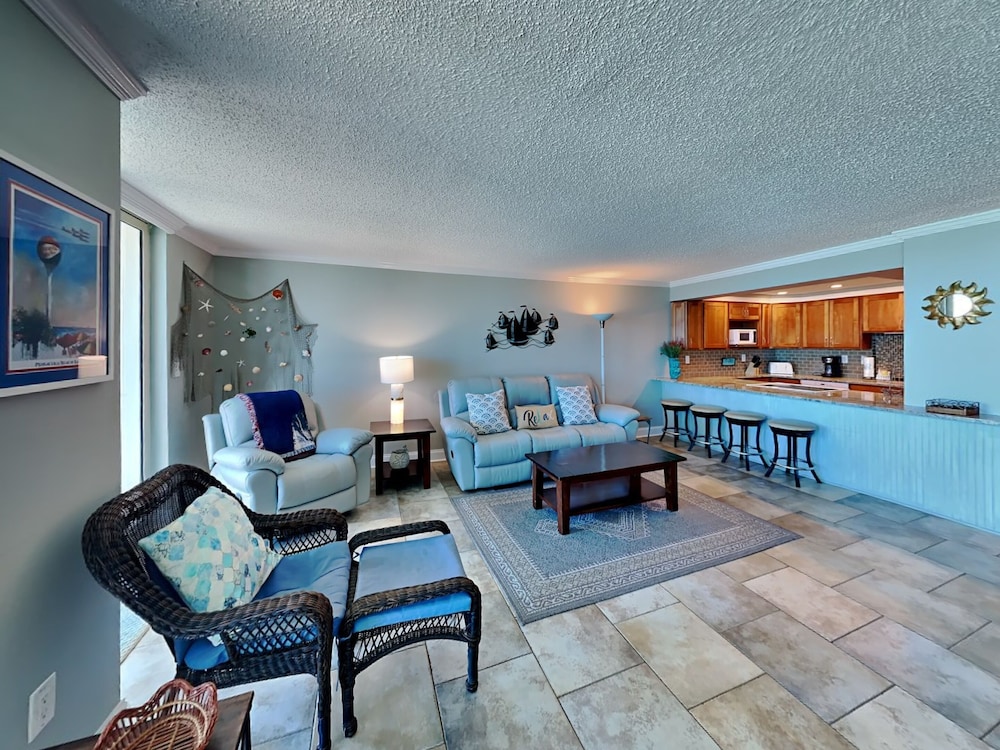 Sabine Yacht & Racquet by Southern Vacation Rentals — 4-Star Luxury Hotel in Pensacola, United States