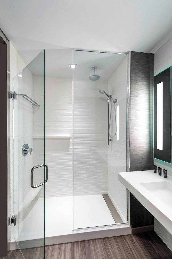 AC Hotel by Marriott Boston North - photo 41