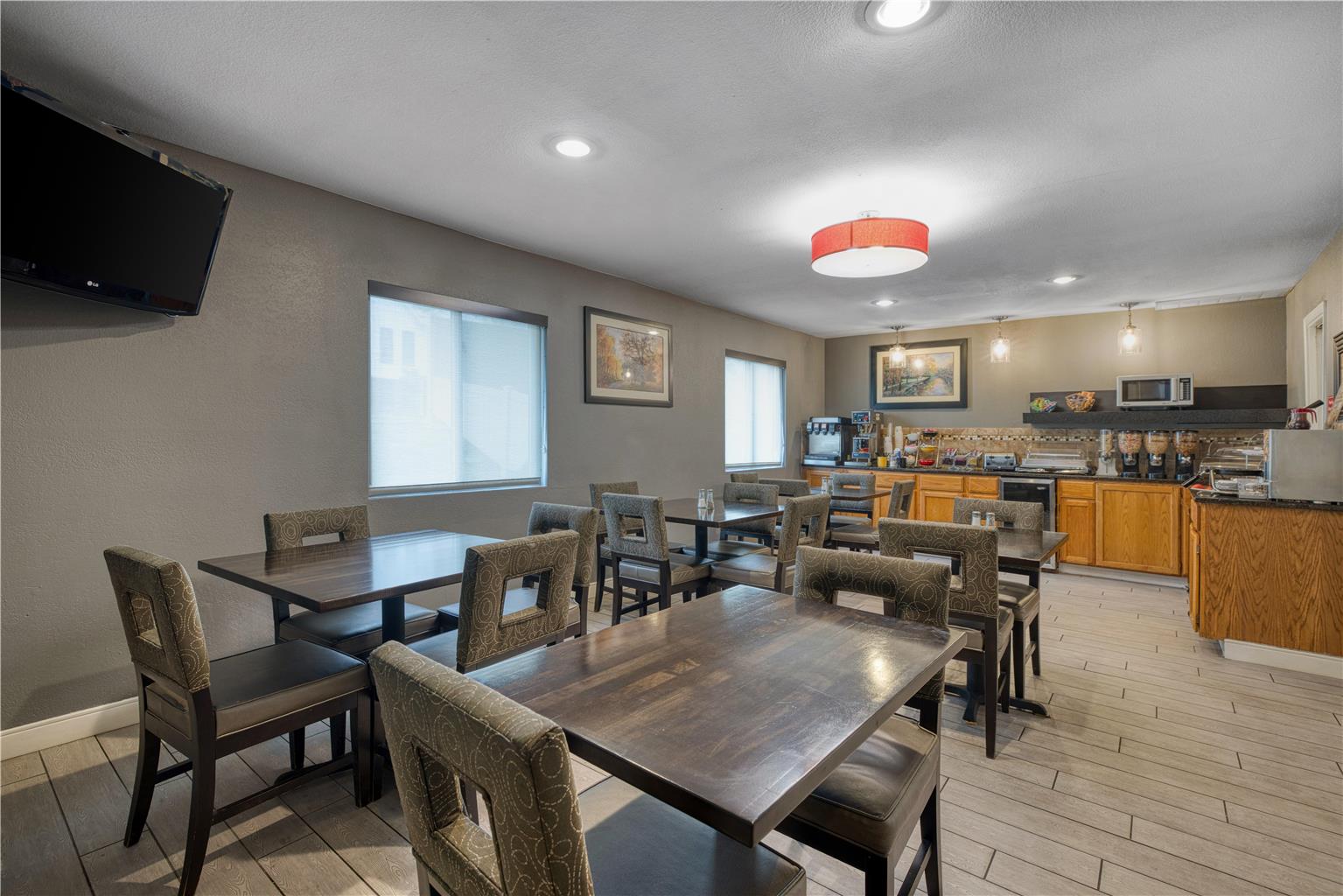 SureStay by Best Western Kansas City Country Inn North - photo 5