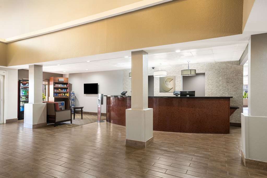 Comfort Suites Forsyth near I 75 - photo 10