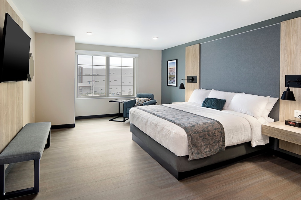 ClubHouse Hotel & Suites Rapid City - photo 14