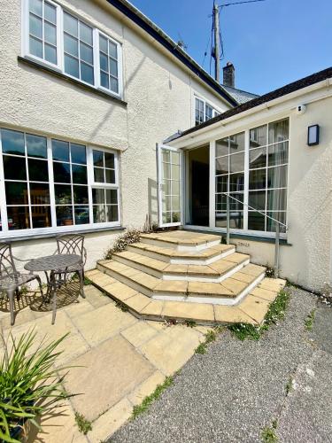Lynwood House Self Contained Studio — 4-Star Luxury Hotel in Tregoney, United Kingdom