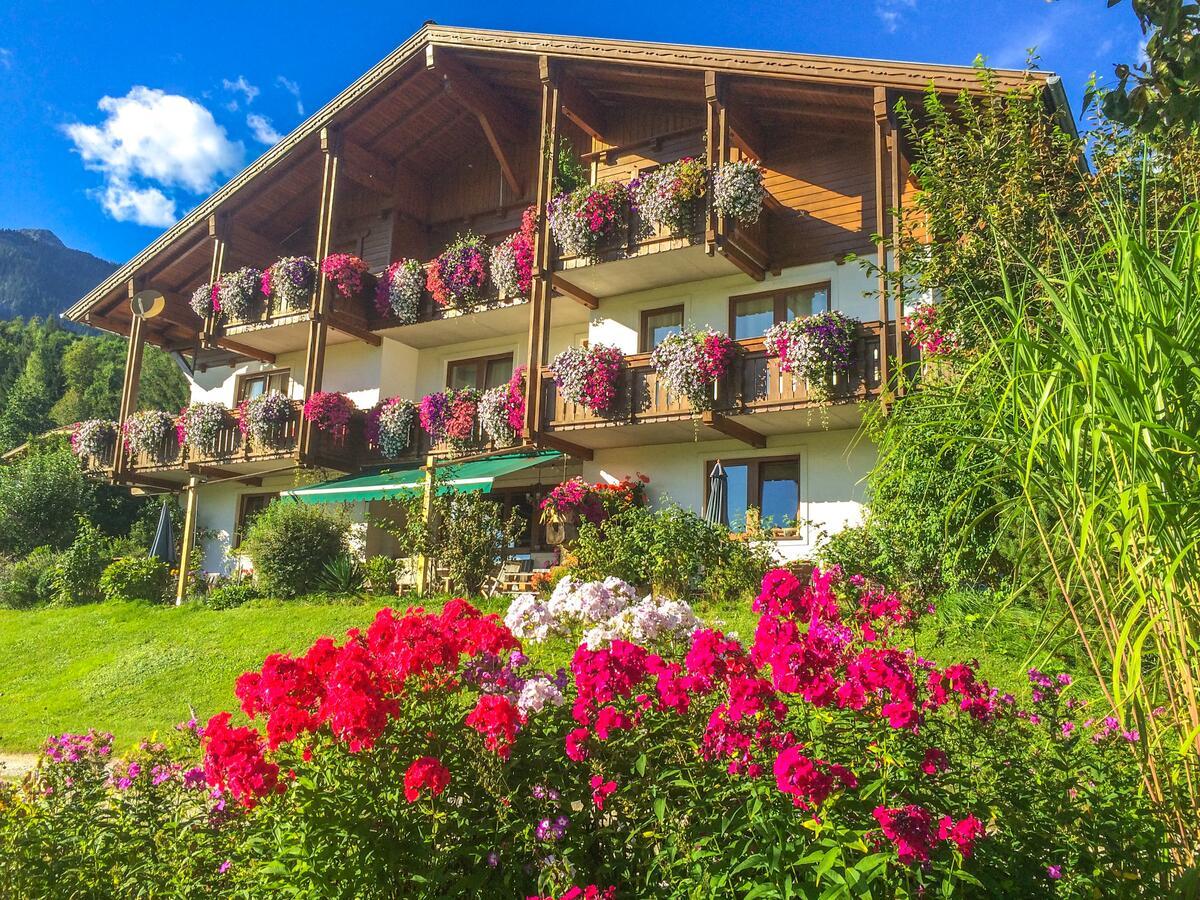 Apartmenthaus Rapplhof — 4-Star Luxury Hotel in Haus Im Ennstal, Austria