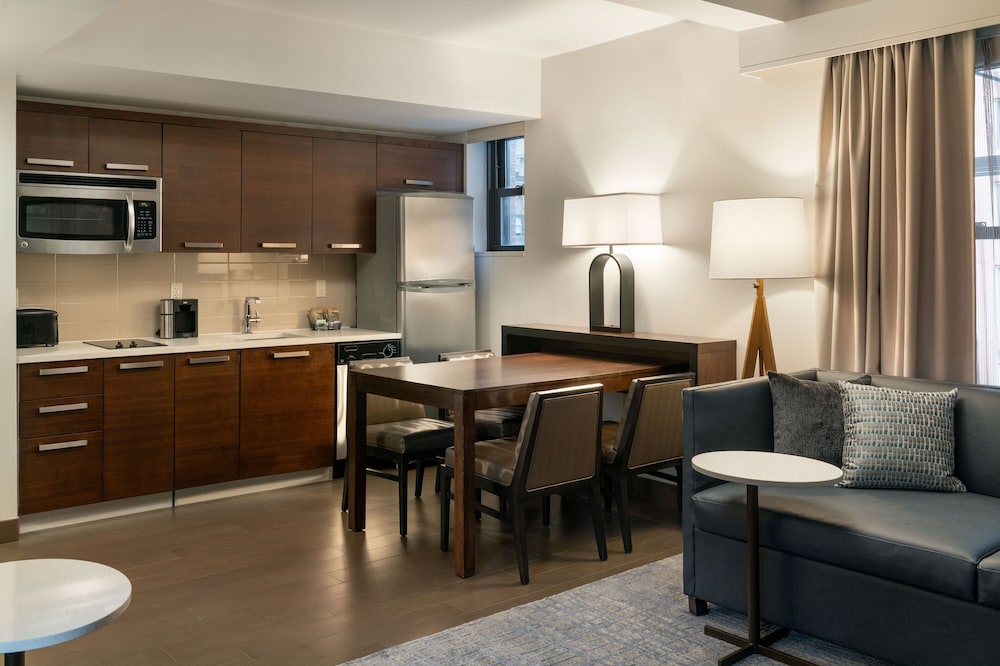 Residence Inn by Marriott New York Manhattan Midtown East - photo 24