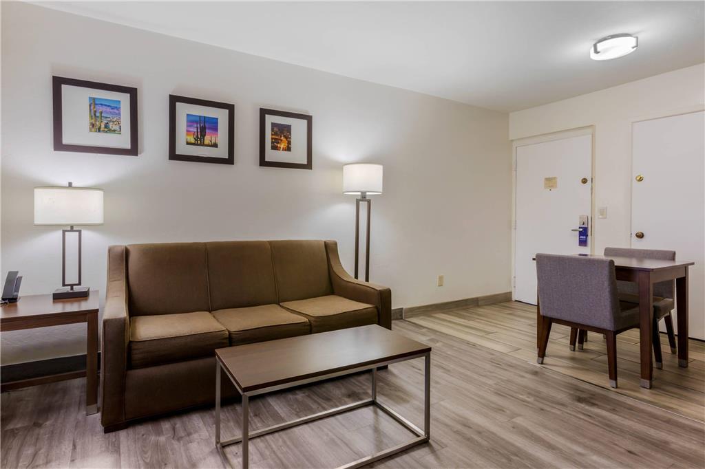 Comfort Suites Tucson near Sabino Canyon - photo 19