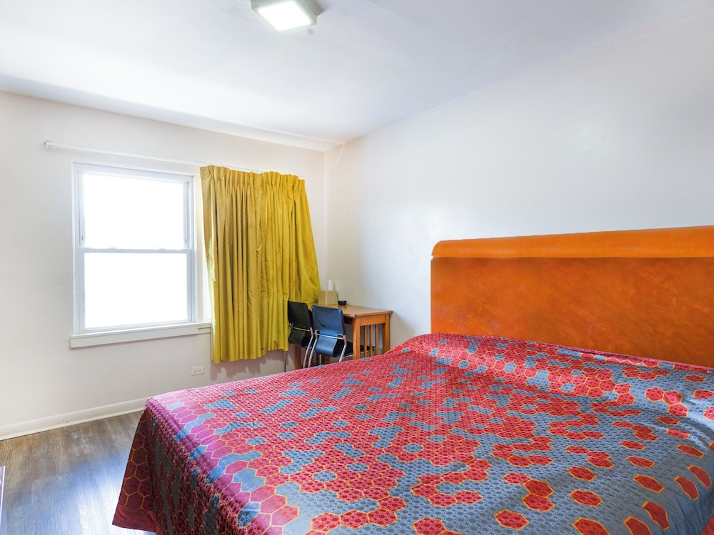 Manor Motel Near Oak Brook Chicago Westchester - photo 25