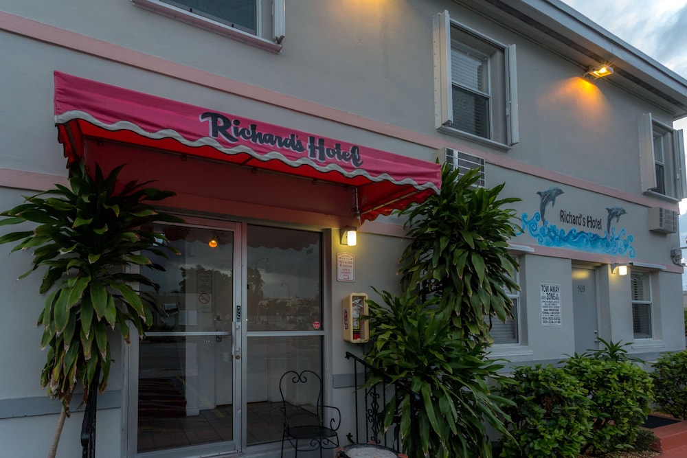 Richard's Hotel - photo 48