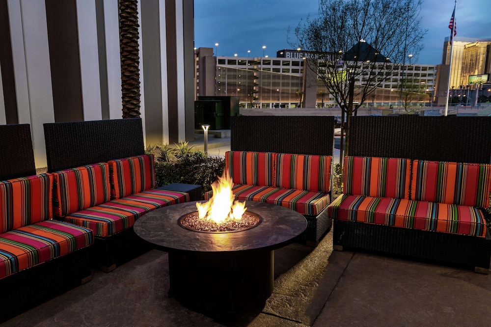 Home2 Suites by Hilton Las Vegas Stadium District - photo 37