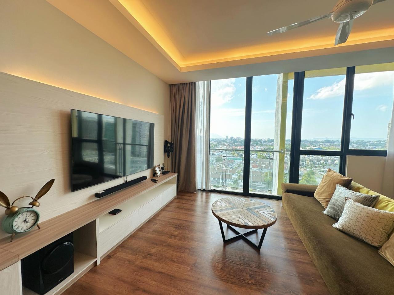 VivaCity Jazz2 Kuching City View 3bdrm2bath — 4-Star Luxury Hotel in Kuching, Malaysia