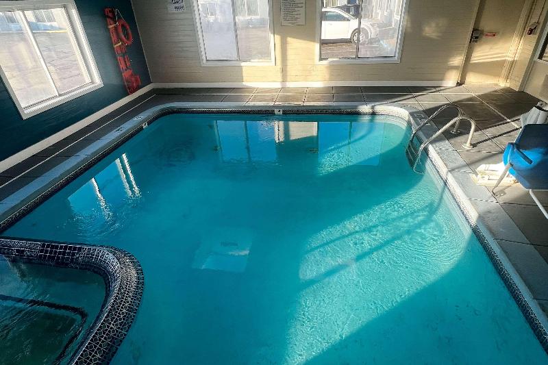 Days Inn by Wyndham Muskegon - photo 84