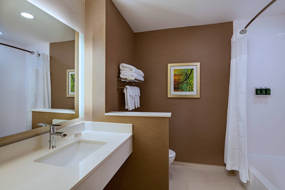 Fairfield Inn & Suites by Marriott Houston Richmond - photo 13
