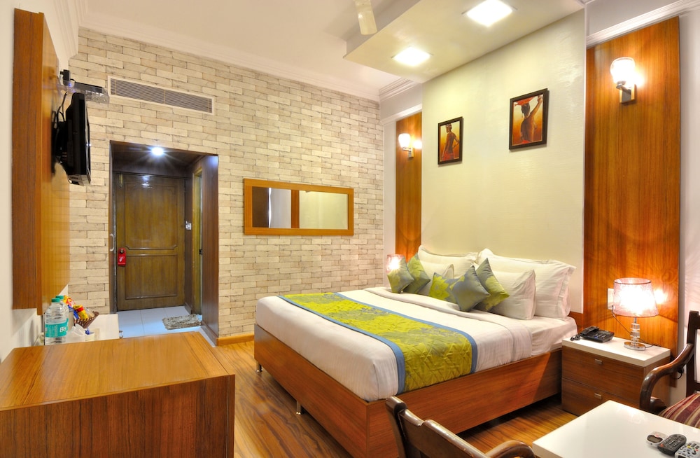 Hotel Solitaire Chandigarh — hotel in Chandigarh