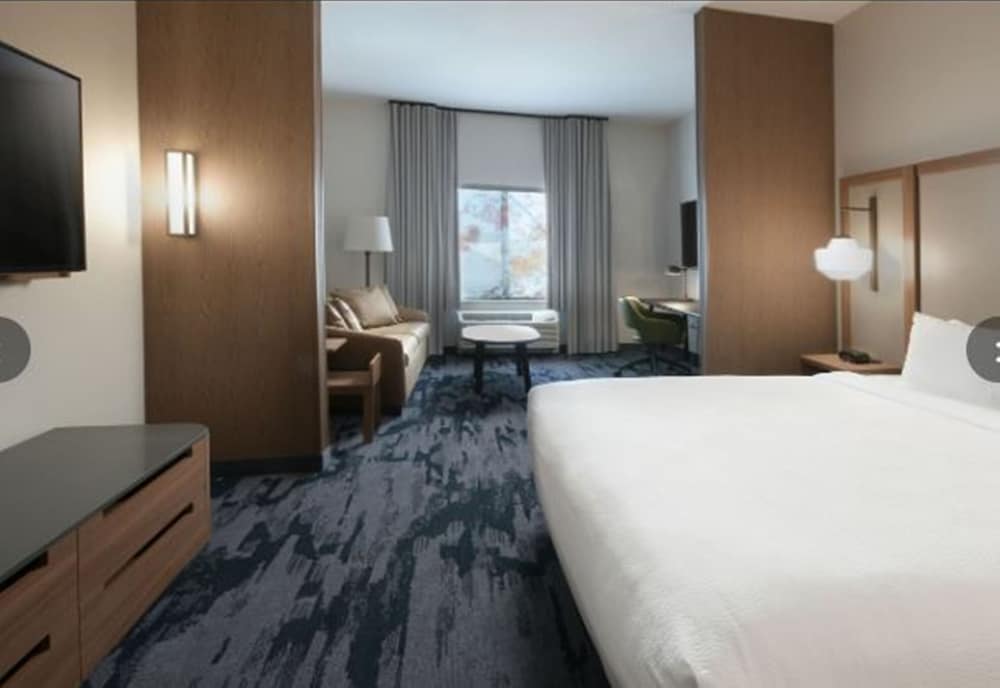 Fairfield Inn and Suites Dallas East - photo 10