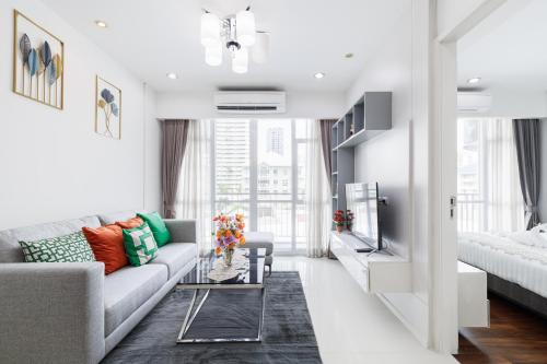 Shine Sukhumvit 43 Aparthotel Phrompong