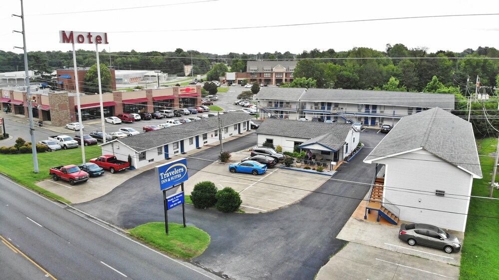 Travelers Inn And Suites - photo 32