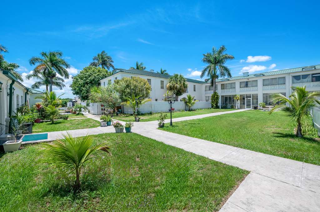 Americas Best Value Inn Historic Clewiston Inn - photo 8