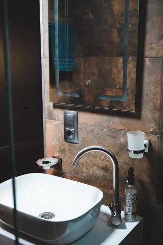 Vaso Levani Kazbegi Cottage