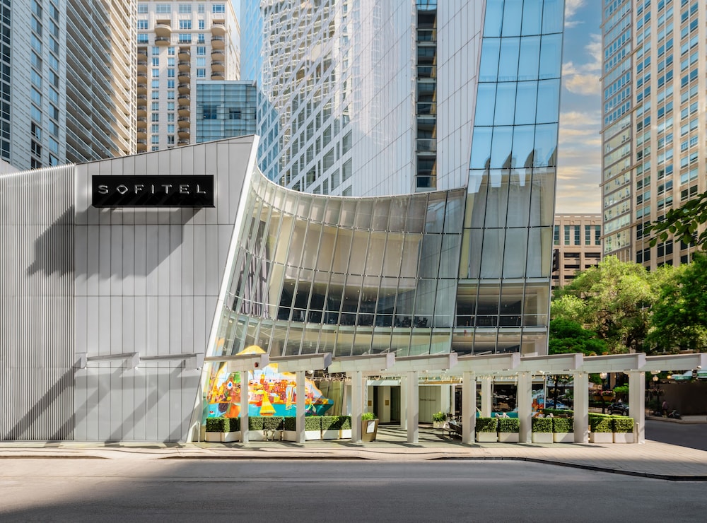 Sofitel Chicago Magnificent Mile - featured photo