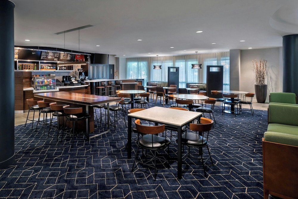 Courtyard by Marriott Paramus - photo 22