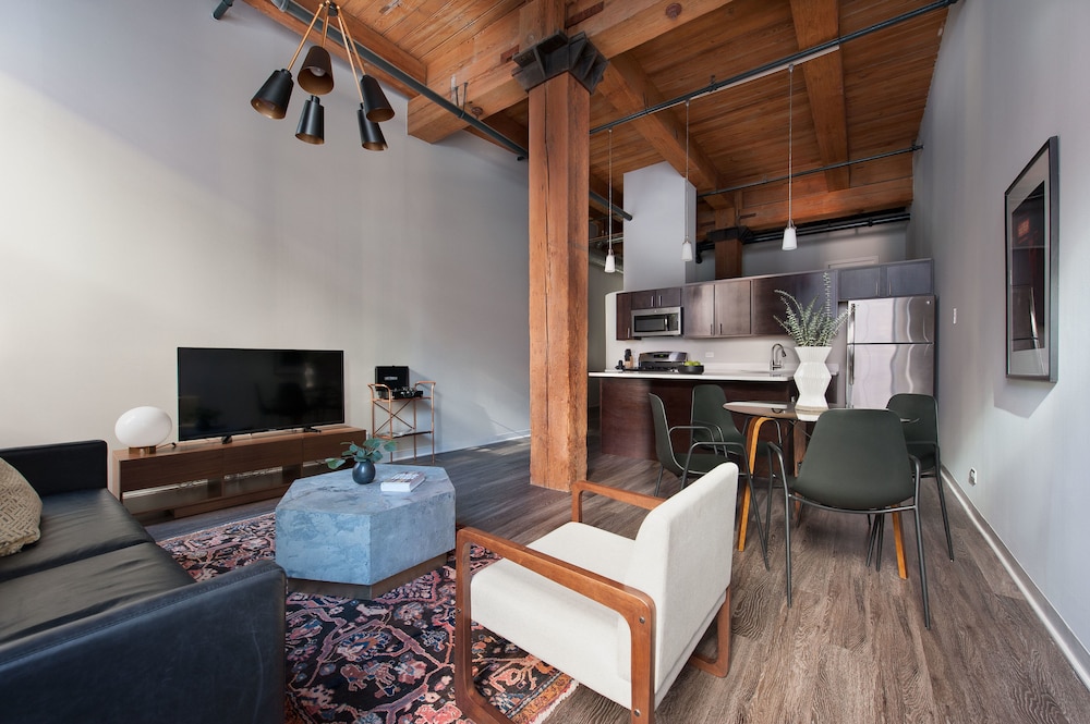 Bright South Loop Suites by Sonder - photo 24