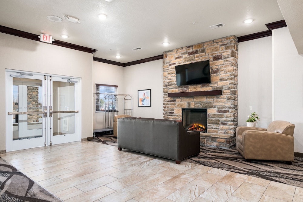 Cobblestone Inn & Suites Yuma - photo 10