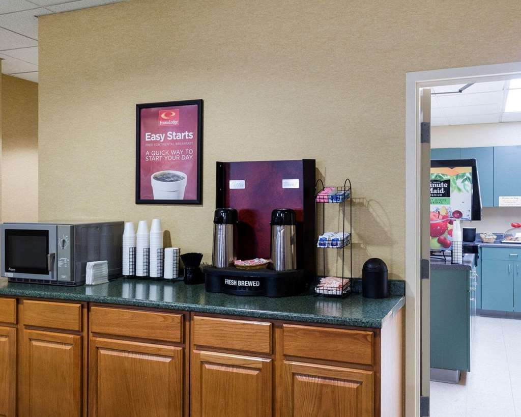 Econo Lodge Yazoo City - photo 33