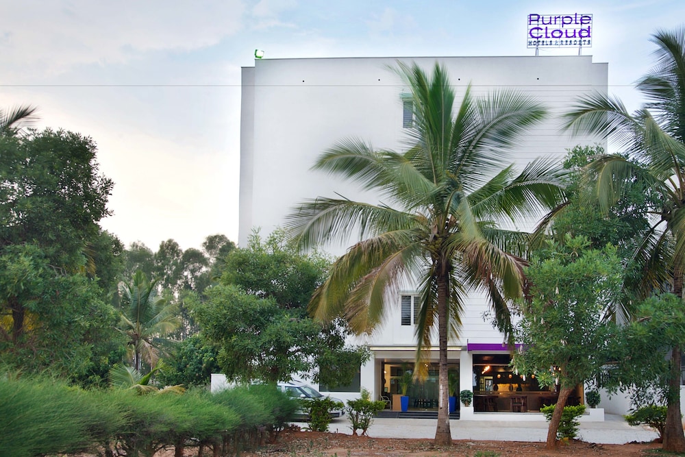 Purple Cloud Hotel - last minute hotel in Bengaluru