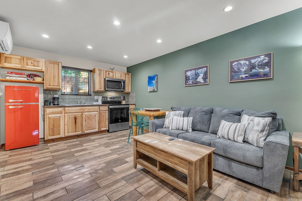 Idyllwild Inn - photo 175
