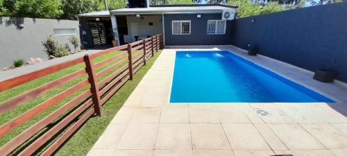 Tranquilidad Total — hotel in Roldan