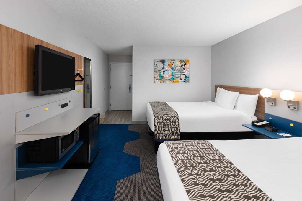 Microtel Inn by Wyndham Bowling Green - photo 13