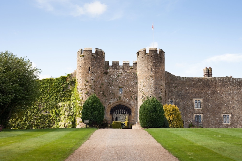 Amberley Castle — 4-Star Luxury Hotel in Arundel, United Kingdom