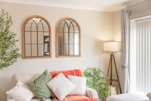 Pottery Place Central Huddersfield sleeps 7 in Huddersfield, United Kingdom