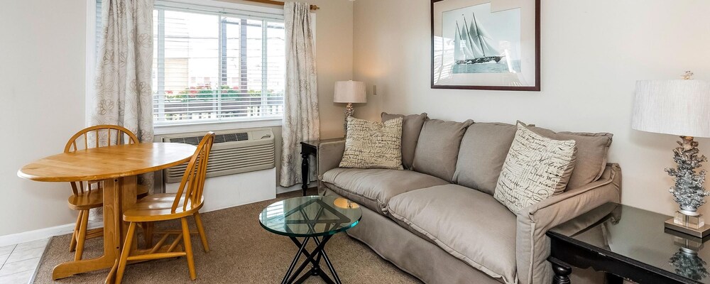 The Inn at Fairfield Beach - photo 31