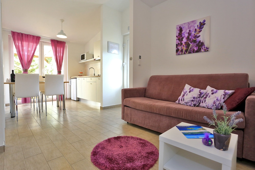 Vile Dalmacija — 4-Star Luxury Hotel in Preko, Croatia