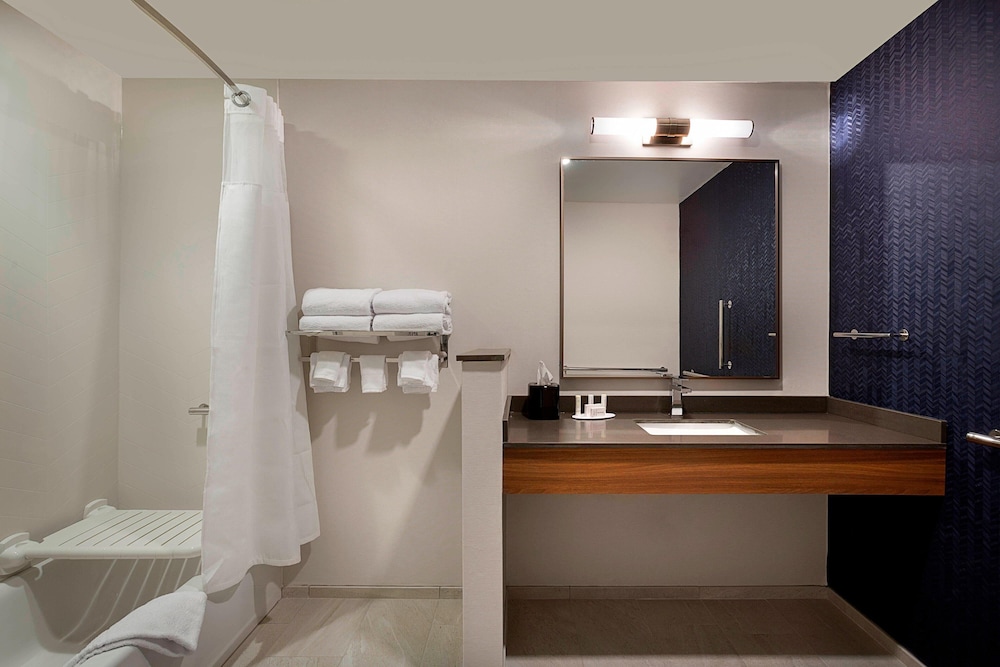 Fairfield Inn & Suites by Marriott Shelby - photo 15